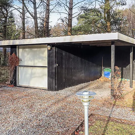 Three-Bedroom Holiday home in Hals 22 *