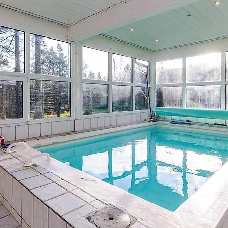 Vakantiehuis Three-Bedroom Holiday home in Hals 22