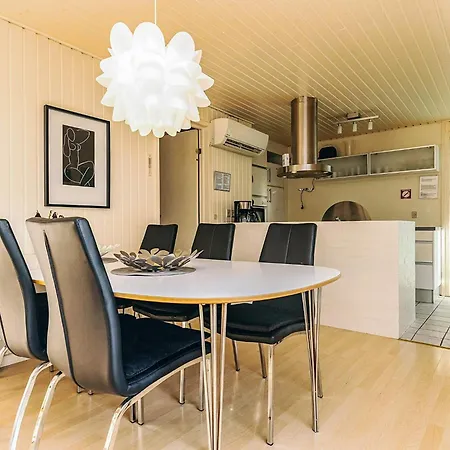 Three-Bedroom Holiday home in Hals 22 Vakantiehuis